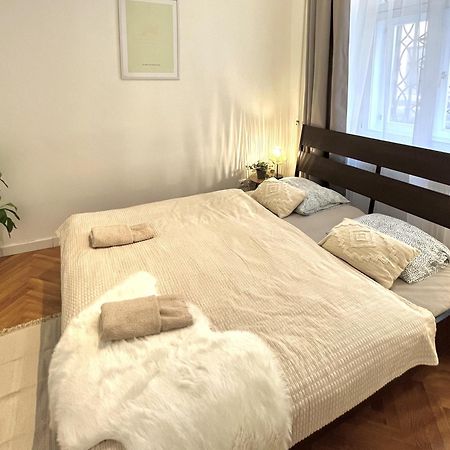 Apartment Mia - Old Town, Ac Bratislava Dış mekan fotoğraf