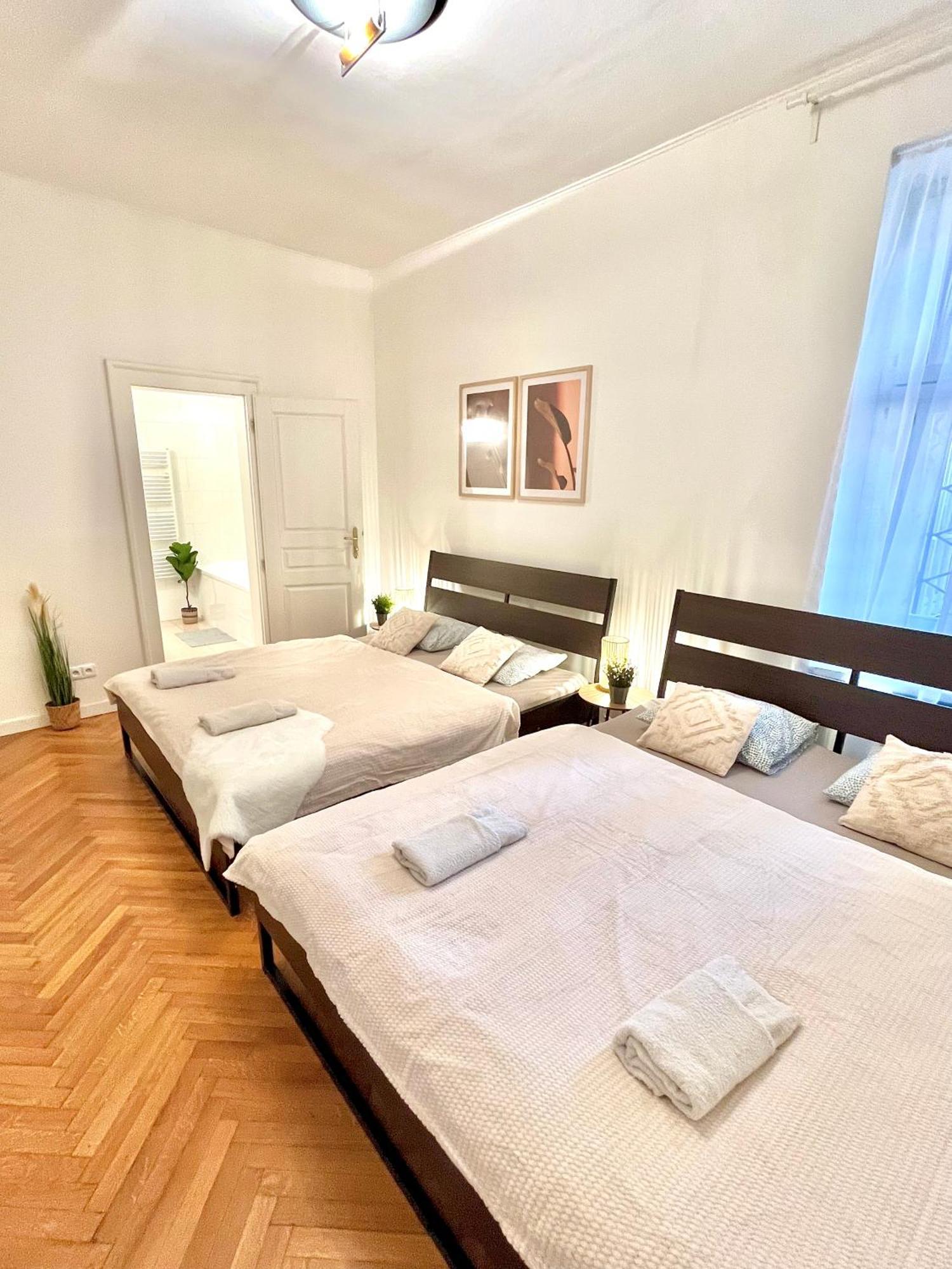 Apartment Mia - Old Town, Ac Bratislava Dış mekan fotoğraf