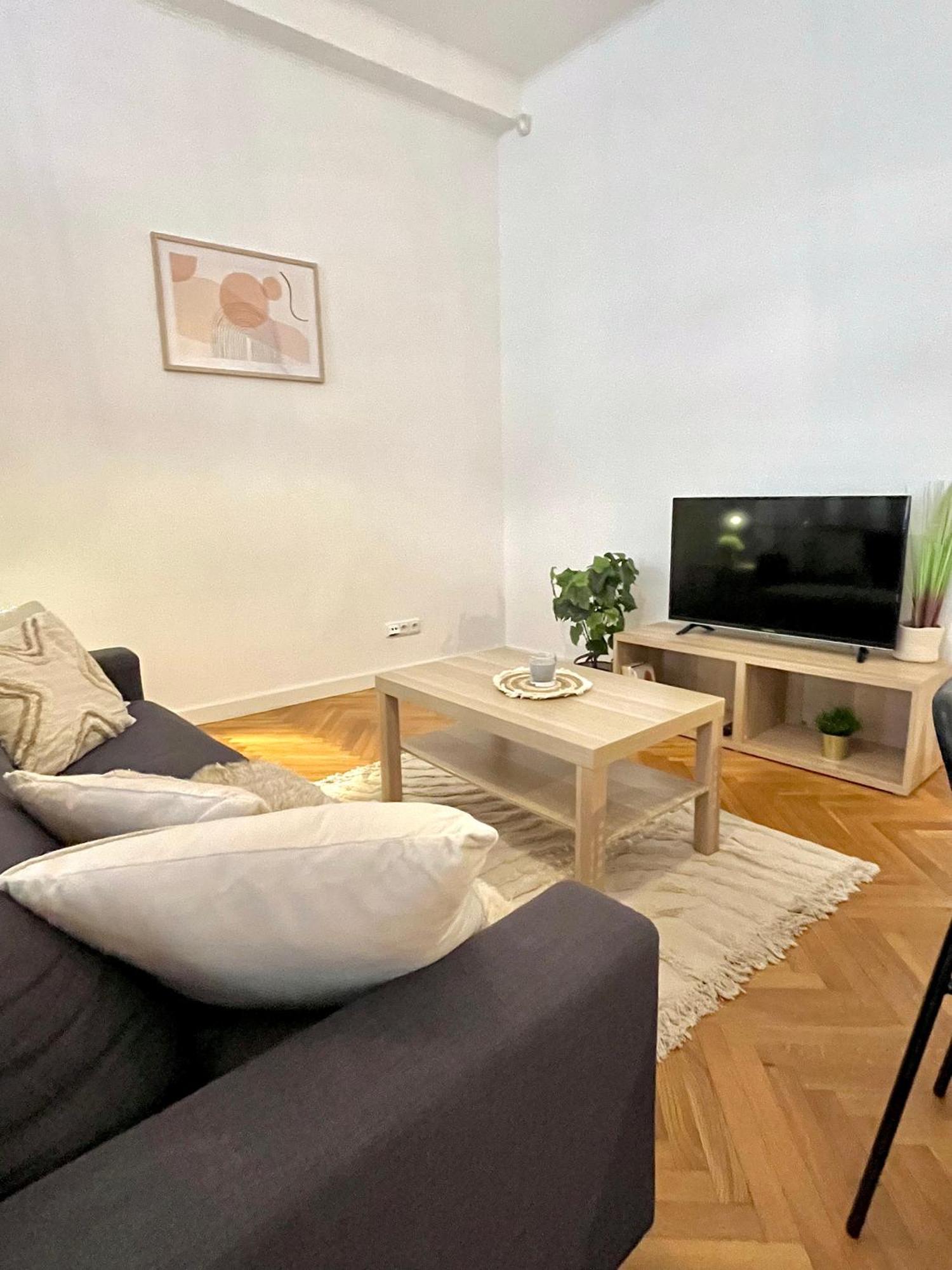 Apartment Mia - Old Town, Ac Bratislava Dış mekan fotoğraf